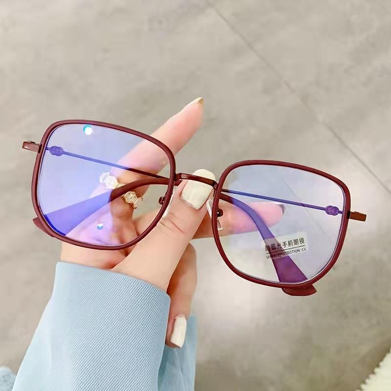 Sunglasses Fashion Women Men Metal Spectacles Clear Glasses Optical Eyeglasses Square Transparent Lens Unisex Anti Blue Light
Sunglasses Fashion Women Men Metal Spectacles Clear Glasses Optical Eyeglasses Square Transparent Lens Unisex Anti Blue Light