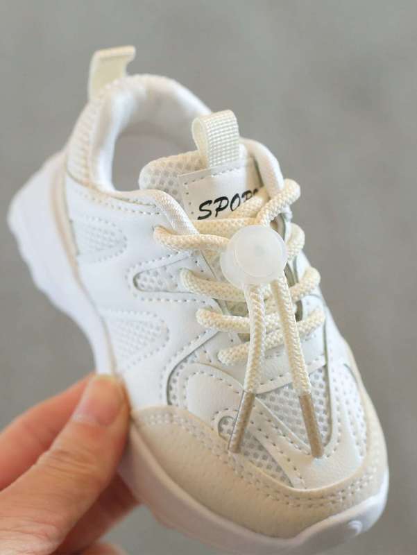 Boys Colorblock Letter Graphic Running Shoes SHE