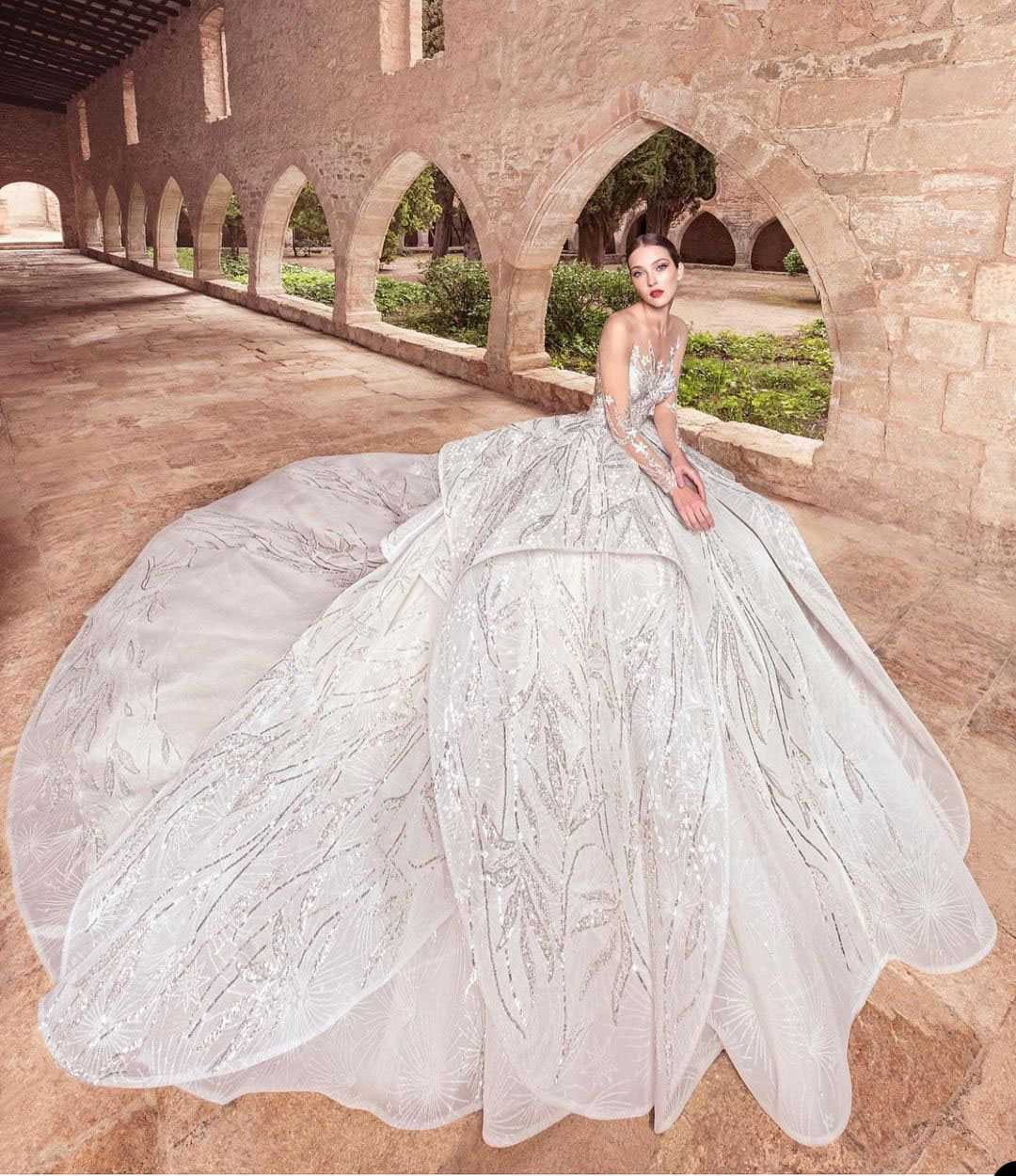 Wedding Dresses StraplessLace Appliques Sequins Bridal Gowns Sweep Train Sheer Long Sleeve Wedding Dress Vestidos De Novia