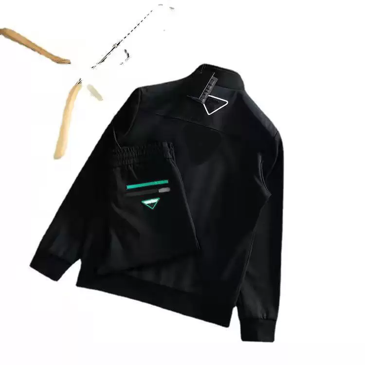 tracksuits sweatshirts sets mens womens Designer suits men track Luxury brand sweat suit coats man jackets hoodies pants sweatshirts sportswear O8SL
tracksuits sweatshirts sets mens womens Designer suits men track Luxury brand sweat suit coats man jackets hoodies pants sweatshirts sportswear O8SL