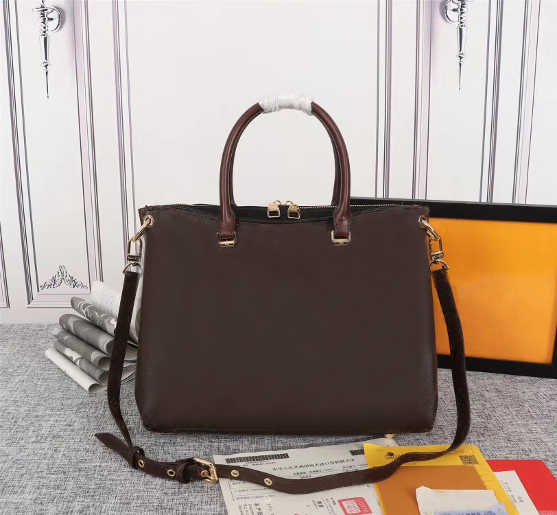 Fashion Designers Women Handbags Luxurys Lady PALLAS Totes Top Quality Leather Messenger Bag Monograms Classic Crossbody Purses Chains Shoulder Bags 40L906, Brown monograms
Fashion Designers Women Handbags Luxurys Lady PALLAS Totes Top Quality Leather Messenger Bag Monograms Classic Crossbody Purses Chains Shoulder Bags 40L906, Brown monograms