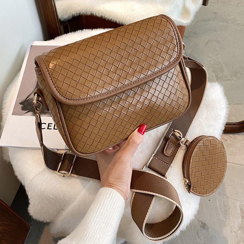 Evening Bags Female Weave Fashion Crossbody For Women High Quality Soft PU Leather Shoulder Bag 2022 Womens Messenger Bolsas, Beige
Evening Bags Female Weave Fashion Crossbody For Women High Quality Soft PU Leather Shoulder Bag 2022 Womens Messenger Bolsas, Beige