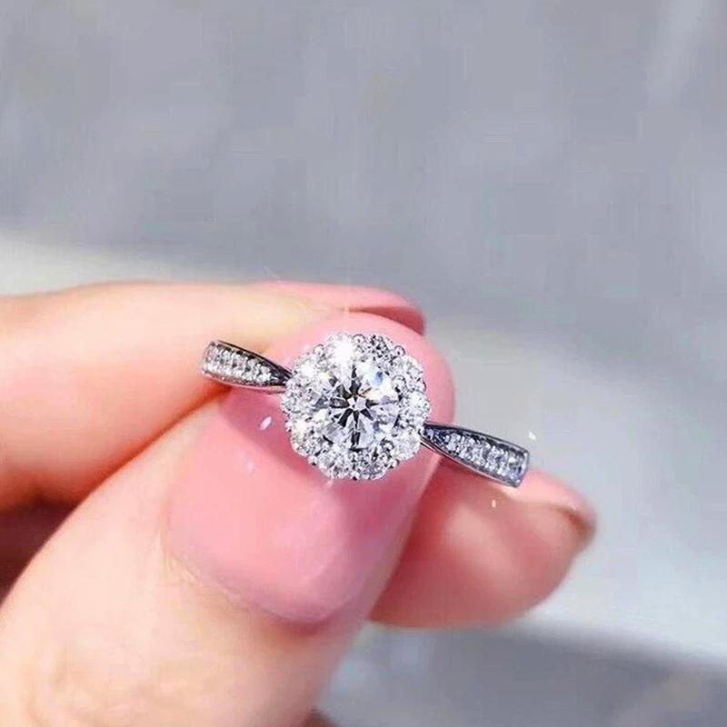 Wedding Rings Huitan Delicate Flower Design CZ For Women Silver Color Band Temperament Lady's Ring Party Fashion Luxury JewelryWedding
Wedding Rings Huitan Delicate Flower Design CZ For Women Silver Color Band Temperament Lady's Ring Party Fashion Luxury JewelryWedding