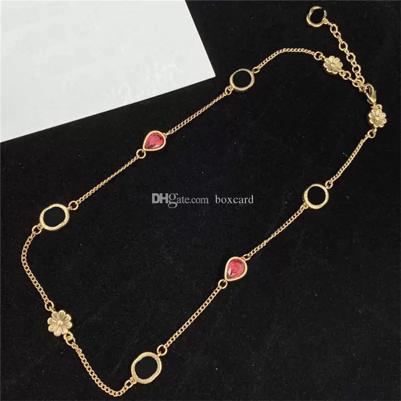 Chic Ruby Crystal Pendant Necklaces Double Letter Flower Necklace Women Metal Chain Floral Necklace With Gift Box
Chic Ruby Crystal Pendant Necklaces Double Letter Flower Necklace Women Metal Chain Floral Necklace With Gift Box