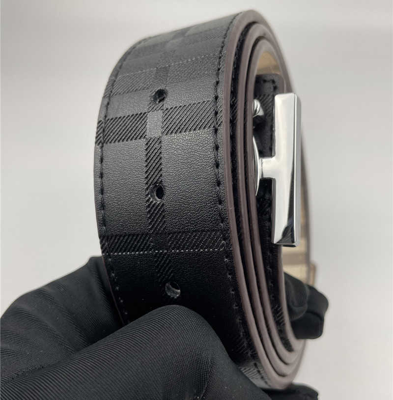 Fashion luxury plaid stripe double-sided belt designer men's and women's high-quality belt 3.8CM with box, White
Fashion luxury plaid stripe double-sided belt designer men's and women's high-quality belt 3.8CM with box, White
