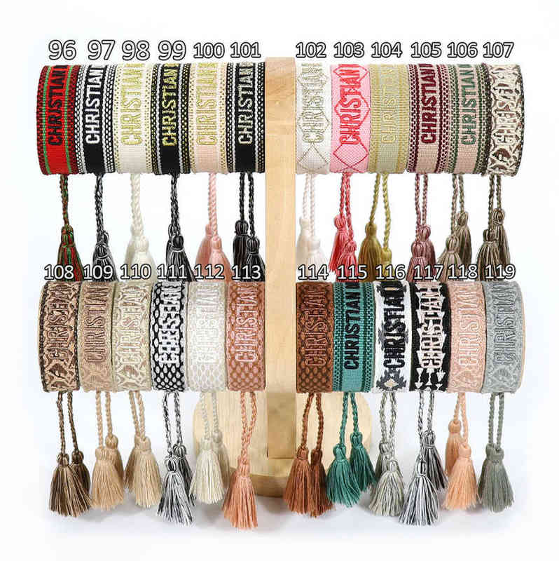 Fashion Luxury Brand Bangles Jewelry Men Women Handmade Cotton Signture Embroidery Bracelet Designers Woven Bangle Fabrics Classic Bracelets AUYQ
Fashion Luxury Brand Bangles Jewelry Men Women Handmade Cotton Signture Embroidery Bracelet Designers Woven Bangle Fabrics Classic Bracelets AUYQ