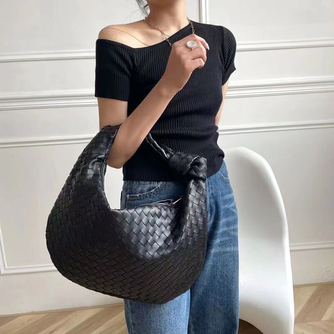 Hobo PU Woven Bags Crossbody Knotted Handle Casual Handbag Dumpling Handbag Tote Hubo Bag, Pink
Hobo PU Woven Bags Crossbody Knotted Handle Casual Handbag Dumpling Handbag Tote Hubo Bag, Pink