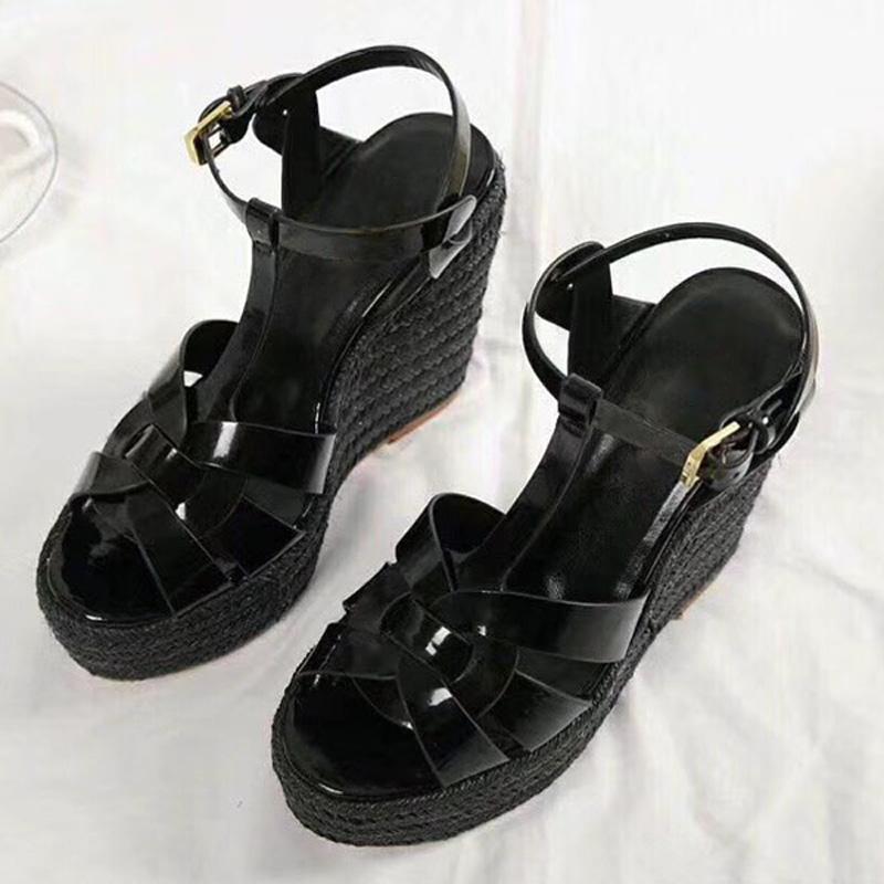Été Womens Tribute sandales compensées en cuir Chaussures Femmes Pompes Plate-forme Compensées Talon Dernière Mode Espadrille Sole Femme Gladiate