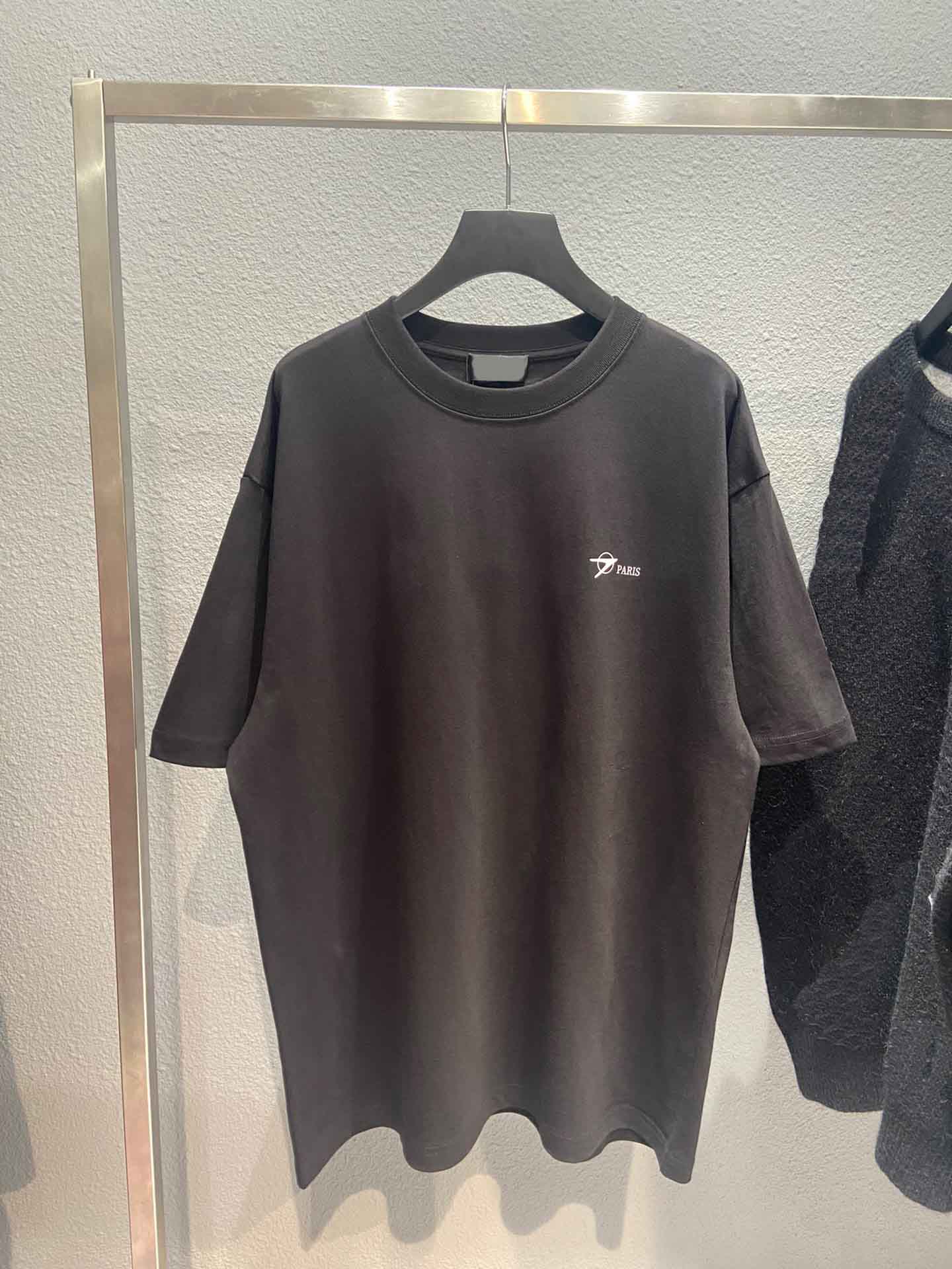 Men's Plus Tees & Polos Round neck embroidered and printed polar style summer wear with street pure cotton 23f
Men's Plus Tees & Polos Round neck embroidered and printed polar style summer wear with street pure cotton 23f
