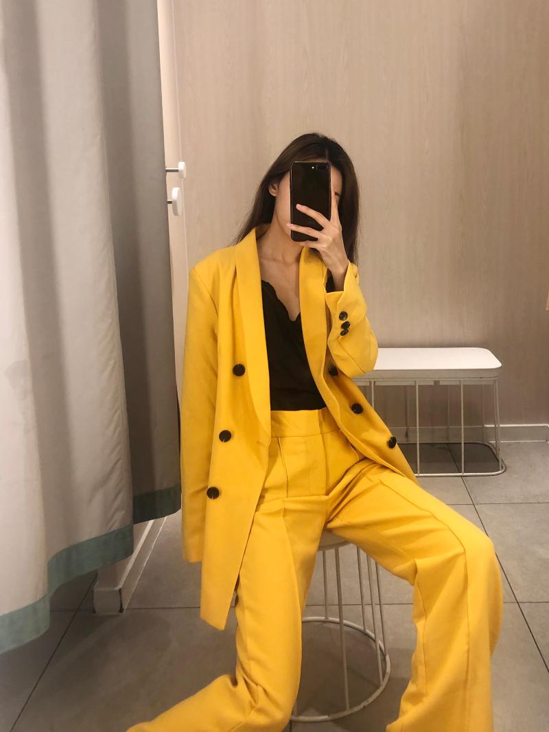 Women's Two Piece Pants Yellow Pant Suits For Women Loose Office Lady Suit Blazer Jacket Double Breasted SetWomen's
Women's Two Piece Pants Yellow Pant Suits For Women Loose Office Lady Suit Blazer Jacket Double Breasted SetWomen's