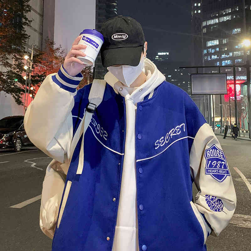 American Letter Towel Embroidered Baseball Uniform Jacket Men's Street Hip-hop Retro Couple Casual Wild
American Letter Towel Embroidered Baseball Uniform Jacket Men's Street Hip-hop Retro Couple Casual Wild