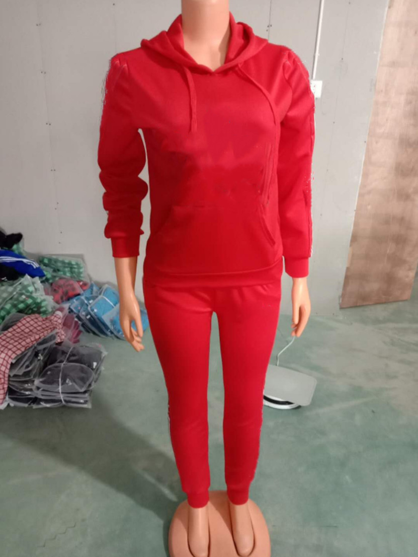 2022 Designer brand jogger suit Women cotton tracksuits Fall winter embroidery sweatsuits long sleeve hooded hoodie pants Two piece Set Casual outfits 7000A, Mix color
2022 Designer brand jogger suit Women cotton tracksuits Fall winter embroidery sweatsuits long sleeve hooded hoodie pants Two piece Set Casual outfits 7000A, Mix color