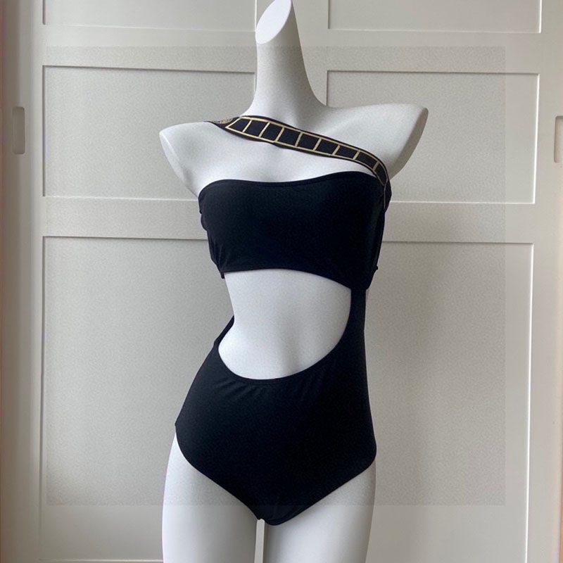Grecas Border One-piece Swimsuit Designer Asymmetric Diagonal Swimwear Womens Bikini Summer Beach Pool Sexy Triangle Swimsuits with box, Color 11
Grecas Border One-piece Swimsuit Designer Asymmetric Diagonal Swimwear Womens Bikini Summer Beach Pool Sexy Triangle Swimsuits with box, Color 11