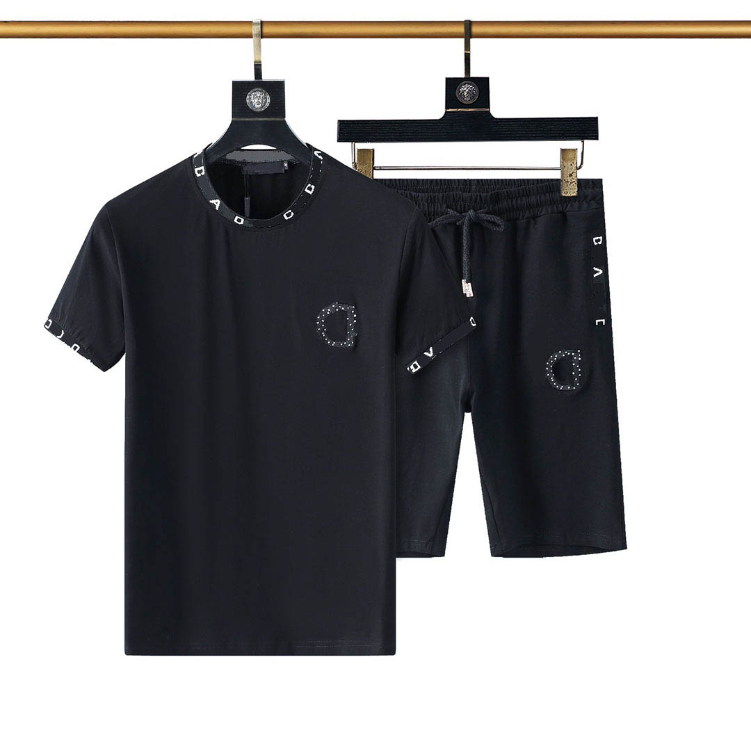 Summer Mens Designers Tracksuits Jogging Suit Men Tracksuit Pullover Running Sweatshirt Man Short Sleeve Pants Fashion sweat track suits QAQ, 11
Summer Mens Designers Tracksuits Jogging Suit Men Tracksuit Pullover Running Sweatshirt Man Short Sleeve Pants Fashion sweat track suits QAQ, 11