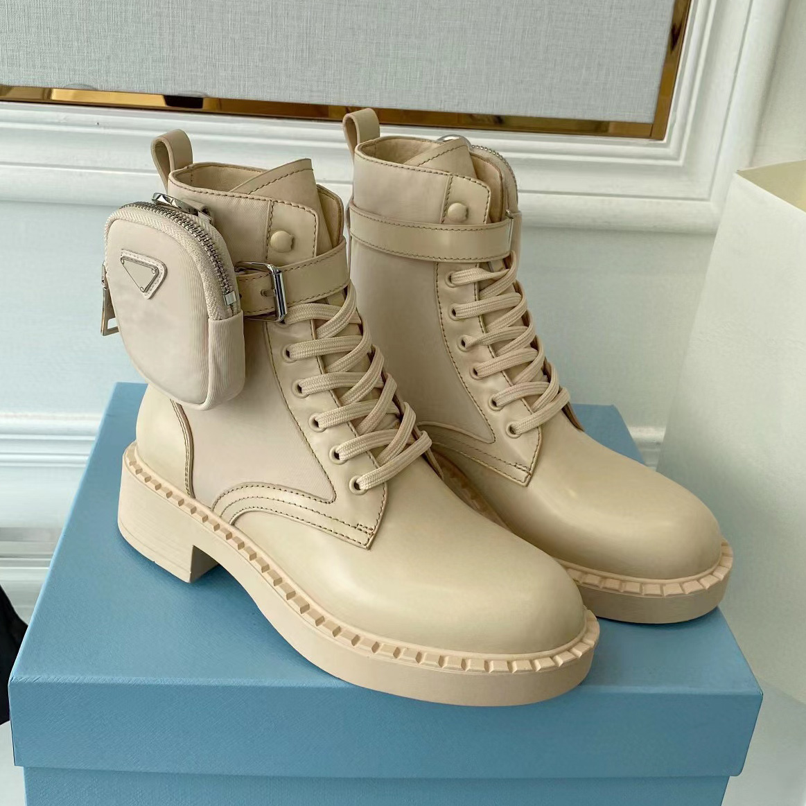 New Nude apricot leather Nylon pouch Ankle Combat Boots platform Wedges lace-up round Toe block Low heel boots booties chunky luxury designer for Bare boot, 2#
New Nude apricot leather Nylon pouch Ankle Combat Boots platform Wedges lace-up round Toe block Low heel boots booties chunky luxury designer for Bare boot, 2#
