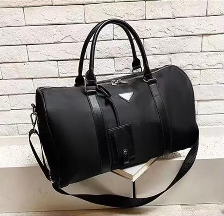 Fashion High quality Duffel Bags Luxury Men PRA Luggage Gentleman Commerce Travel Bags Nylon Handbags Holdall Carry On Luggages, Customize
Fashion High quality Duffel Bags Luxury Men PRA Luggage Gentleman Commerce Travel Bags Nylon Handbags Holdall Carry On Luggages, Customize