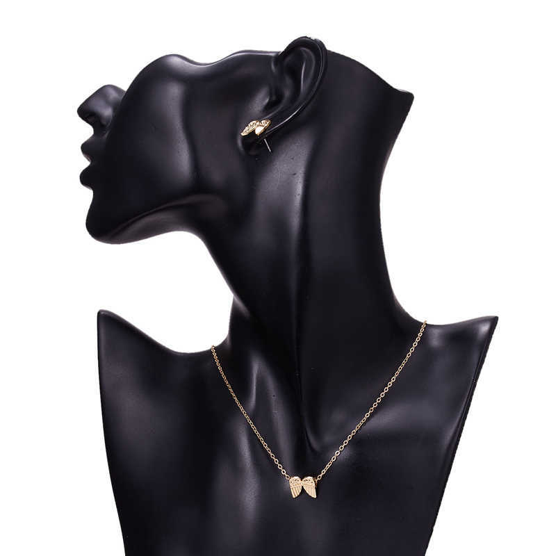 Color Charm Wings Women Gold Necklace Pendant Metal Chain Feather Cat Circle Choker Jewelry Gift Card Women Girls