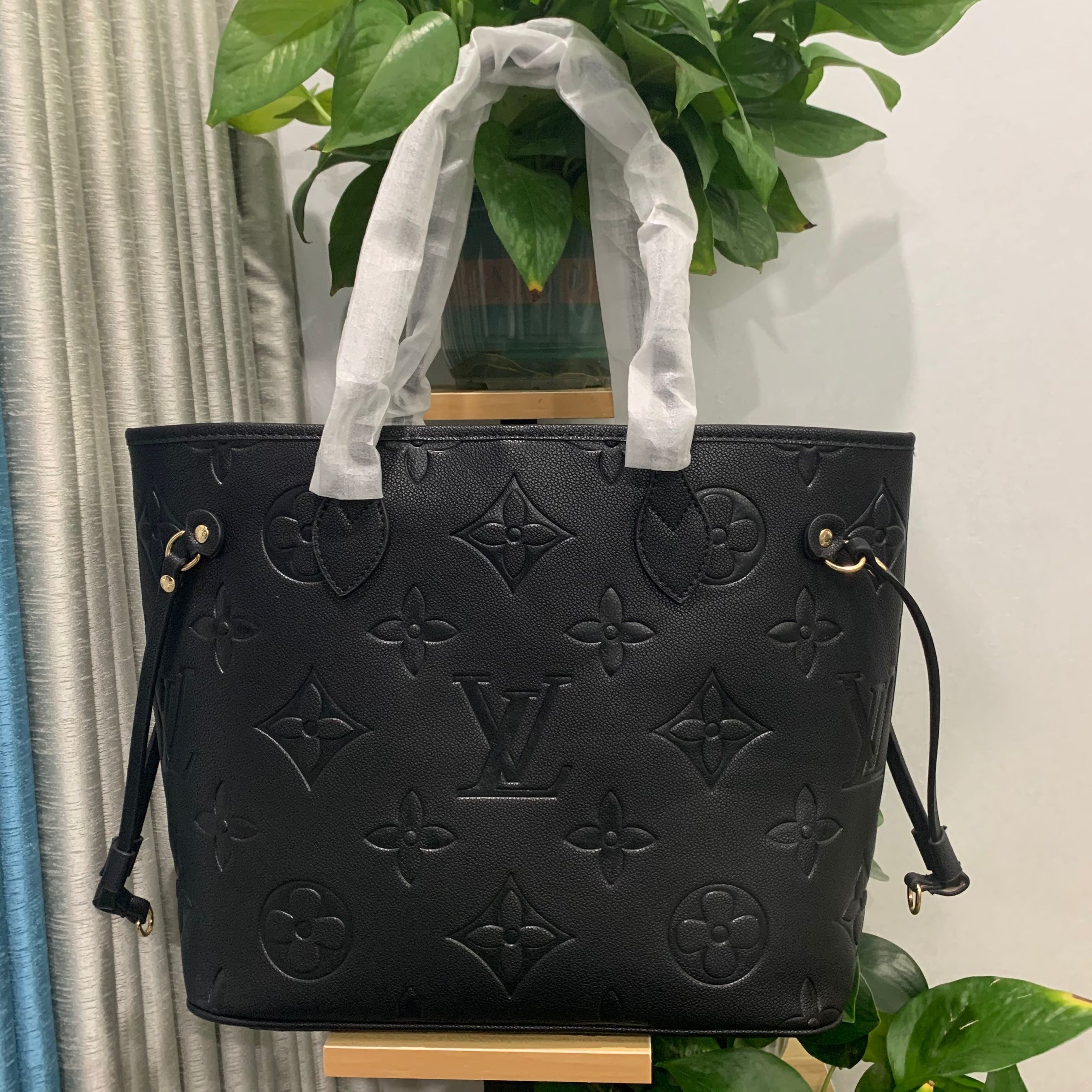 Designers Leather Bags womens Handbags high qulity crossbody lady Shoulder Bag shopping tote coin purse 2 pcs/set M45685, Black grid
Designers Leather Bags womens Handbags high qulity crossbody lady Shoulder Bag shopping tote coin purse 2 pcs/set M45685, Black grid