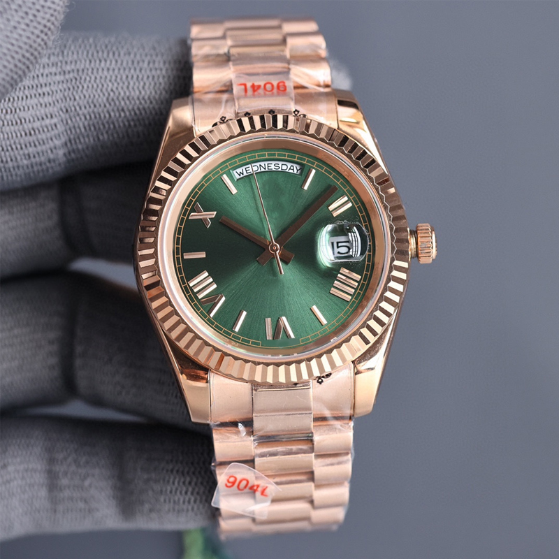 Week men's watches automatic machine 40mm rose gold stainless steel strap green dial sapphire mirror ST9 hidden folding buckle calendar time waterproof With box
Week men's watches automatic machine 40mm rose gold stainless steel strap green dial sapphire mirror ST9 hidden folding buckle calendar time waterproof With box