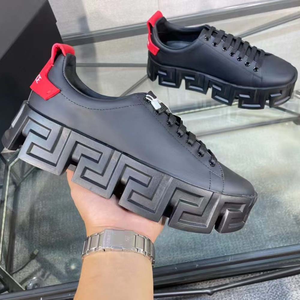 Top quality Italy GRECA LABYRINTH lace-up shoes sneakers Thick Greek soles Casual Shoes triple black white multi-color suede red blue yellow fluo tan men Trainers d889
Top quality Italy GRECA LABYRINTH lace-up shoes sneakers Thick Greek soles Casual Shoes triple black white multi-color suede red blue yellow fluo tan men Trainers d889