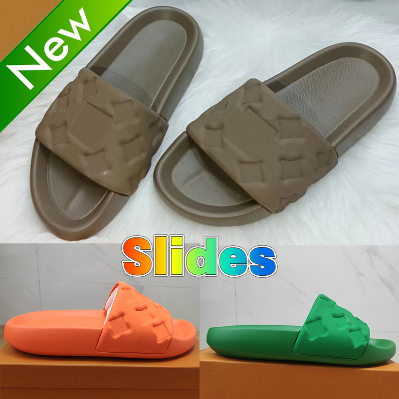 Fashion Mens Slippers Waterfront Embossed Mule Rubber Slide Designer Womens Slides Flat Comfort with OG Box Lady luxury Summer sandals Newest women Beach sandal, Shoes box
Fashion Mens Slippers Waterfront Embossed Mule Rubber Slide Designer Womens Slides Flat Comfort with OG Box Lady luxury Summer sandals Newest women Beach sandal, Shoes box