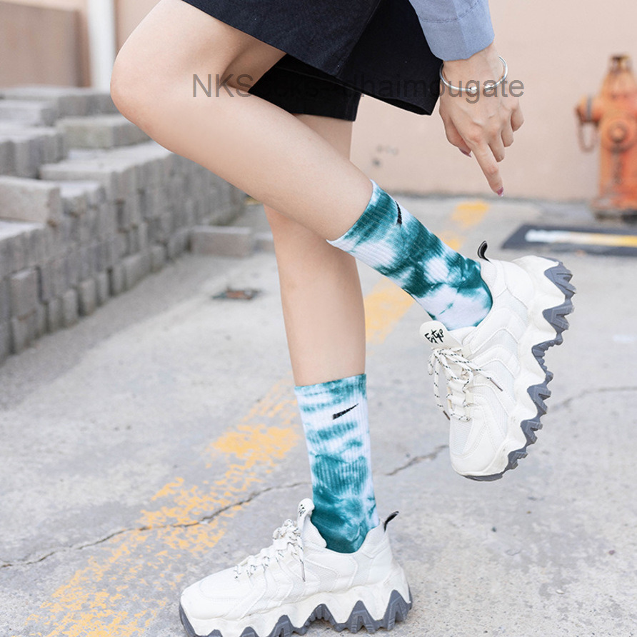 Classic Men's Fashion Tie Dyed Socks Hook Brand Men Women Long Cotton Sports High Top Candy Colour Middle Tube Moisture Absorption Sock Luxury Medium Sportsocks 0hyf, Purple
Classic Men's Fashion Tie Dyed Socks Hook Brand Men Women Long Cotton Sports High Top Candy Colour Middle Tube Moisture Absorption Sock Luxury Medium Sportsocks 0hyf, Purple