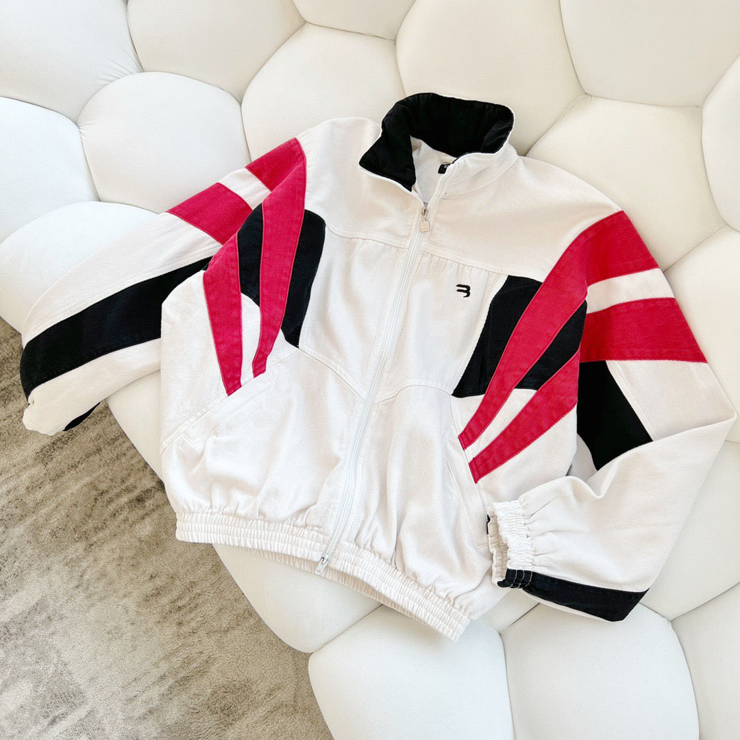2021 Men' and women' T-shirt splicing printing short sleeve early spring double strand fine cotton fabric digital printing process ey68cghe
2021 Men' and women' T-shirt splicing printing short sleeve early spring double strand fine cotton fabric digital printing process ey68cghe