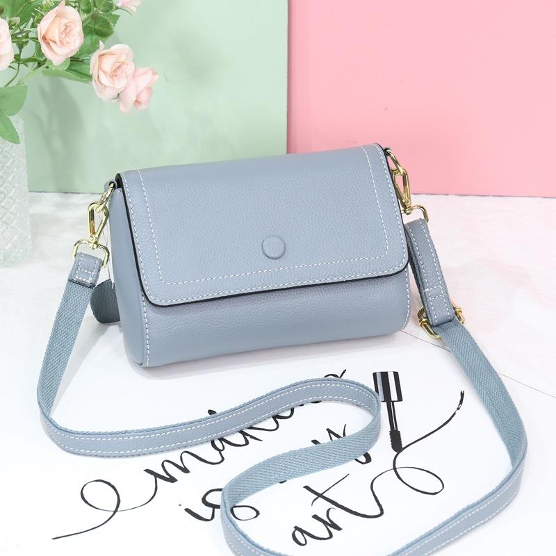 Evening Bags Genuine Leather Solid Flap Bag For Women High Quality Ladies Shoulder Brand Designer Daily Crossbody Bolsa Feminina, Black
Evening Bags Genuine Leather Solid Flap Bag For Women High Quality Ladies Shoulder Brand Designer Daily Crossbody Bolsa Feminina, Black