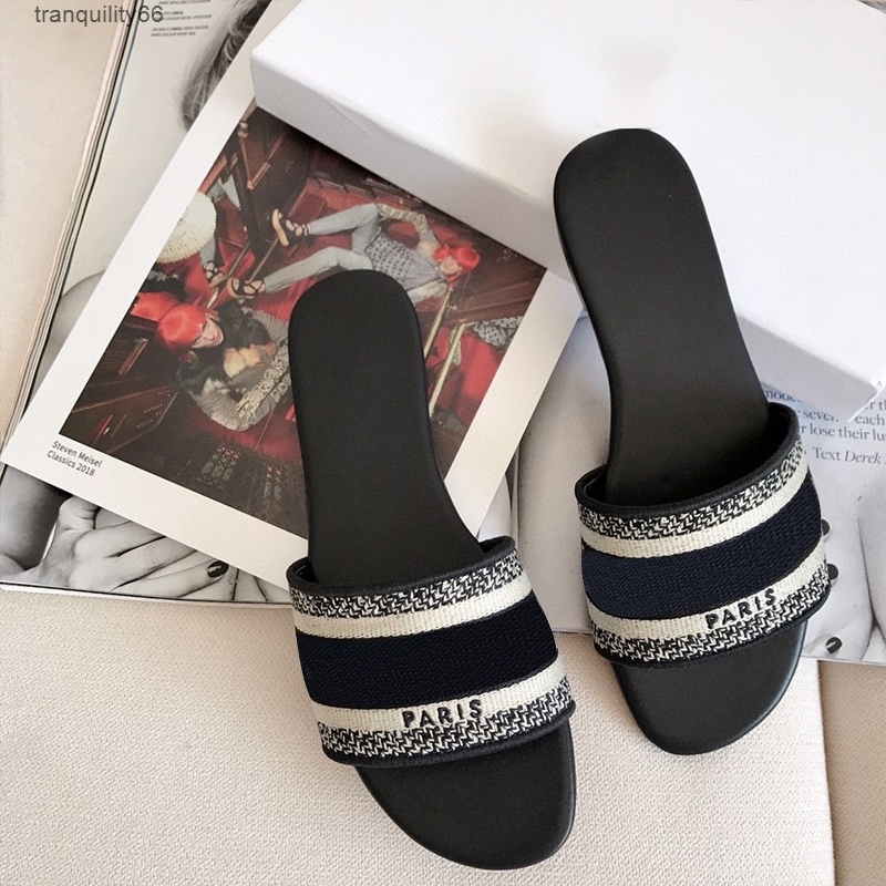 Women Sandals Slippers Embroidery Designers Slides Sandal Floral Brocade Flip Flops Striped Beach Leather Rubber Flower Slipper Loafers, Color 15
Women Sandals Slippers Embroidery Designers Slides Sandal Floral Brocade Flip Flops Striped Beach Leather Rubber Flower Slipper Loafers, Color 15