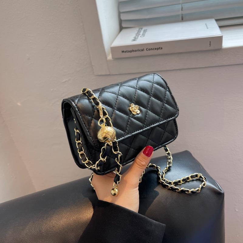 Evening Bags Embroidery Thread Mini PU Leather Crossbody For Women Hit Women's Luxury Trending Chain Shoulder HandbagsEvening EveningEve, Beige
Evening Bags Embroidery Thread Mini PU Leather Crossbody For Women Hit Women's Luxury Trending Chain Shoulder HandbagsEvening EveningEve, Beige