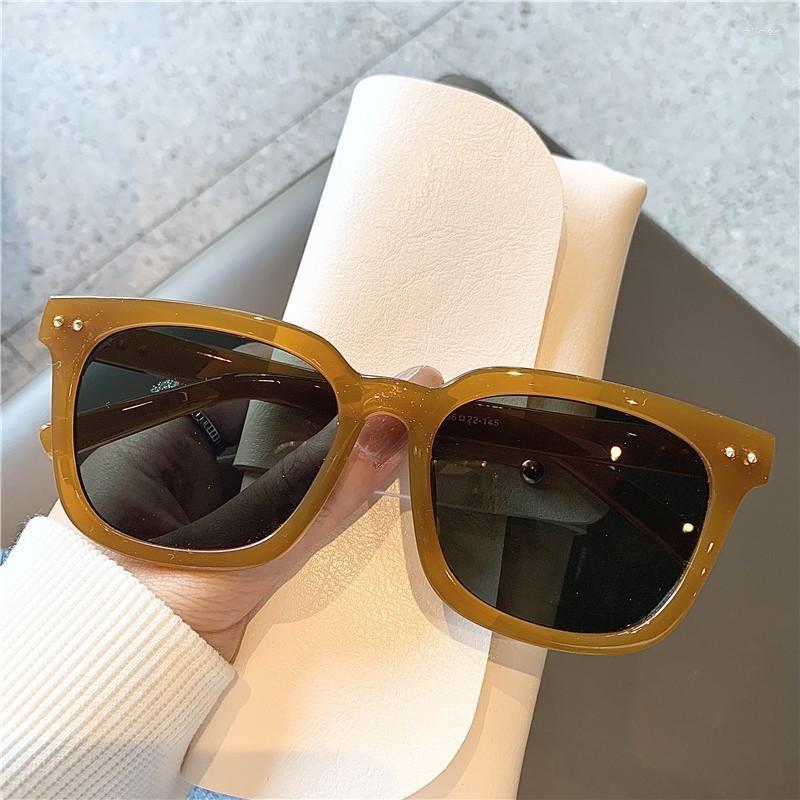 

Sunglasses Vintage Brown Oversized Square Women 2022 Brand Jelly Decor Rivets Red Rectangle Sun Glasses Men Shades Eyewear UV400Sunglasses