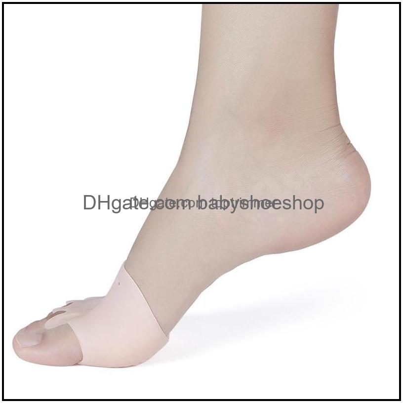 Comfortable Hallux Valgus Straightener Five Holes Sile Orthodontic Toe Braces Foot Er Care Tool Drop Delivery 2021 Treatment Health Beauty
Comfortable Hallux Valgus Straightener Five Holes Sile Orthodontic Toe Braces Foot Er Care Tool Drop Delivery 2021 Treatment Health Beauty