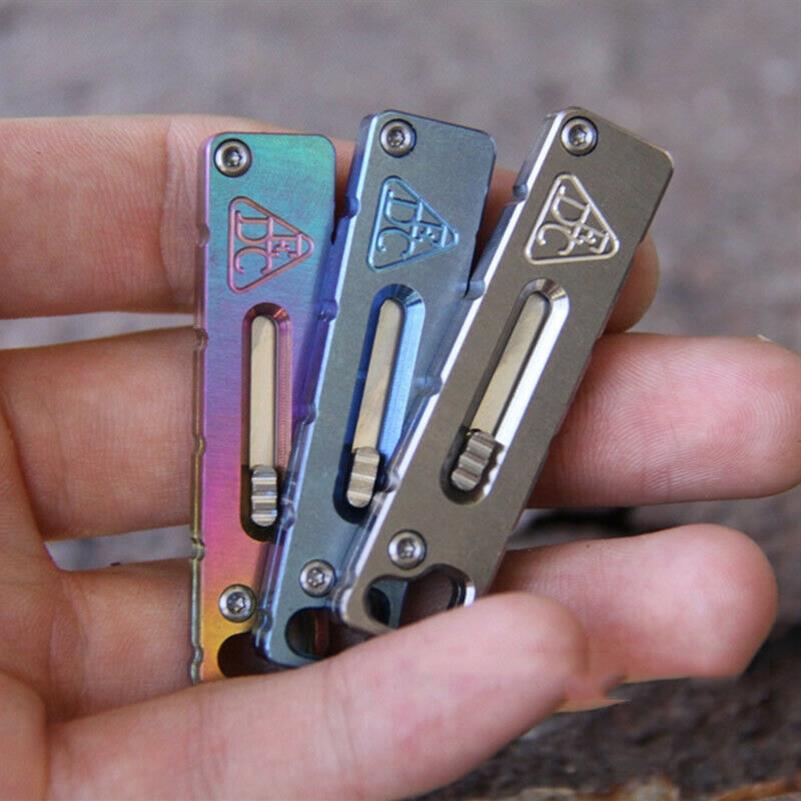 Titanium EDC Portable Utility Knife Pocket Cutting Paper Outdoor Travel Tool Flashlight Umbrella Cord Pendant AL60199H
Titanium EDC Portable Utility Knife Pocket Cutting Paper Outdoor Travel Tool Flashlight Umbrella Cord Pendant AL60199H