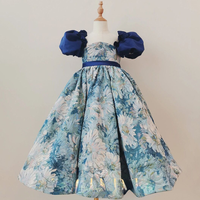 2022 Cute Mother and Daughter Blue Flower Girl Dresses Birthday Pageant Sheer Neck Hand Made Flowers Little Girls Princess Wedding Dress Communion Pageant Gowns, Short style
2022 Cute Mother and Daughter Blue Flower Girl Dresses Birthday Pageant Sheer Neck Hand Made Flowers Little Girls Princess Wedding Dress Communion Pageant Gowns, Short style