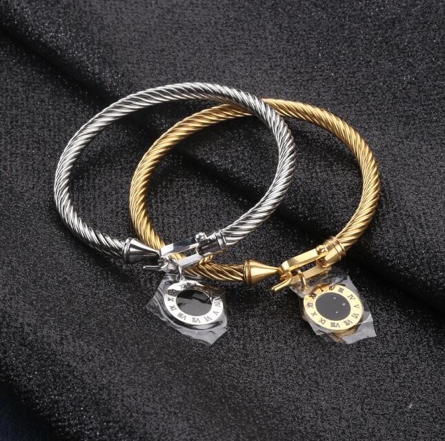 Titanium Steel Cable Wire Gold Color Love Heart Charm Bangle Bracelet With Hook Closure For Women Men Wedding Jewelry Gifts GC860