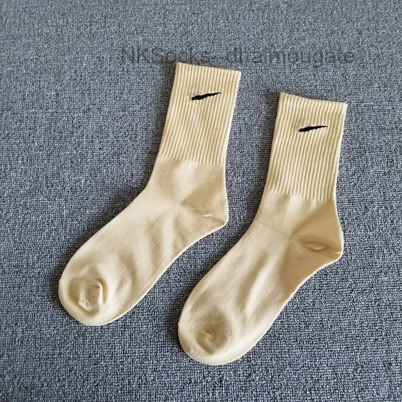 Classic Men's Fashion Socks Women's Rainbow Candy Color Luxury Hook Brand Designer Sportsocks Personality Street Men Women Long Tube Cotton Casual Sports Sock L5ns, Pale yellow
Classic Men's Fashion Socks Women's Rainbow Candy Color Luxury Hook Brand Designer Sportsocks Personality Street Men Women Long Tube Cotton Casual Sports Sock L5ns, Pale yellow