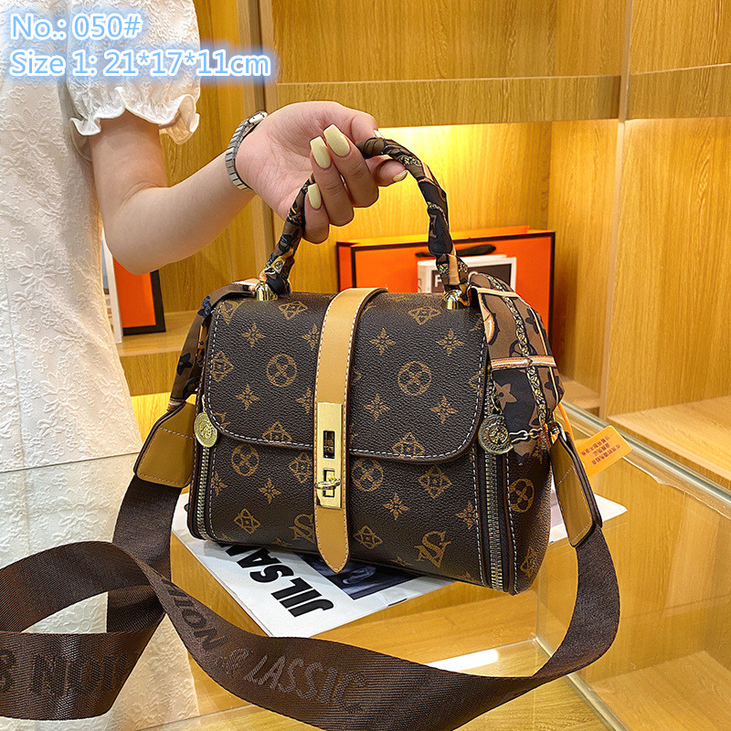 Wholesale ladies shoulder bags multifunctional printed fashion handbags retro contrast leather tote bag elegant temperament double zipper women handbag, Coffee4-m-6006#
Wholesale ladies shoulder bags multifunctional printed fashion handbags retro contrast leather tote bag elegant temperament double zipper women handbag, Coffee4-m-6006#