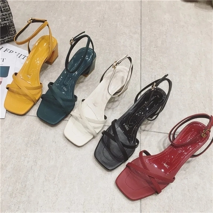 Candy Color Designer Party Sandals Women Summer Sexy Elegant Rome High Heels Square Toe Pumps Fashion Leather Mules Shoes 220616, Green
Candy Color Designer Party Sandals Women Summer Sexy Elegant Rome High Heels Square Toe Pumps Fashion Leather Mules Shoes 220616, Green