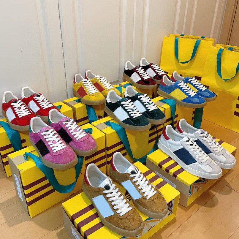 Running Sneakers Men Gazelle Low-cut Stripes Retro Patchwork Collaboration Letters Outdoor Sports Shoes Women Genuine Leather Casual Shoes NO406
Running Sneakers Men Gazelle Low-cut Stripes Retro Patchwork Collaboration Letters Outdoor Sports Shoes Women Genuine Leather Casual Shoes NO406