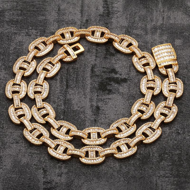 Chains Hip Hop Micro Paved CZ Stone Bling Iced Out 16mm Solid Coffee Bean Pig Nose Link Chain Necklace For Men Rapper JewelryChains ChainsCh
Chains Hip Hop Micro Paved CZ Stone Bling Iced Out 16mm Solid Coffee Bean Pig Nose Link Chain Necklace For Men Rapper JewelryChains ChainsCh