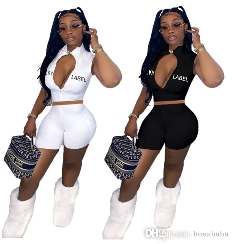 Sexy Suit Summer Women Tracksuits 2022 New Embroidery Letter Zipper Short Sleeve Sports Two Piece Set Nightclub 589, White
Sexy Suit Summer Women Tracksuits 2022 New Embroidery Letter Zipper Short Sleeve Sports Two Piece Set Nightclub 589, White