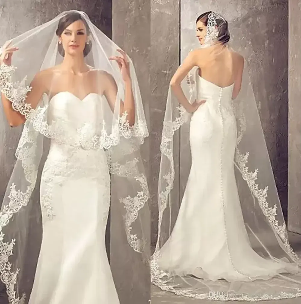 3 Meters Long Lace Wedding Veil Chapel Length White Ivory Bridal Veils with Comb Veu De Noiva Veil CPA859 0520
3 Meters Long Lace Wedding Veil Chapel Length White Ivory Bridal Veils with Comb Veu De Noiva Veil CPA859 0520