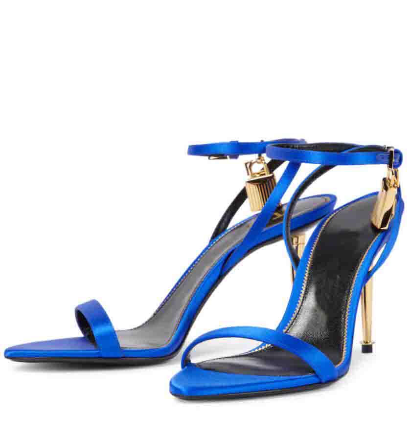 2022s Luxury brands woman sandal high heels Heels Shiny Leather Padlock Pointy Naked Sandals ankle strap with box
2022s Luxury brands woman sandal high heels Heels Shiny Leather Padlock Pointy Naked Sandals ankle strap with box