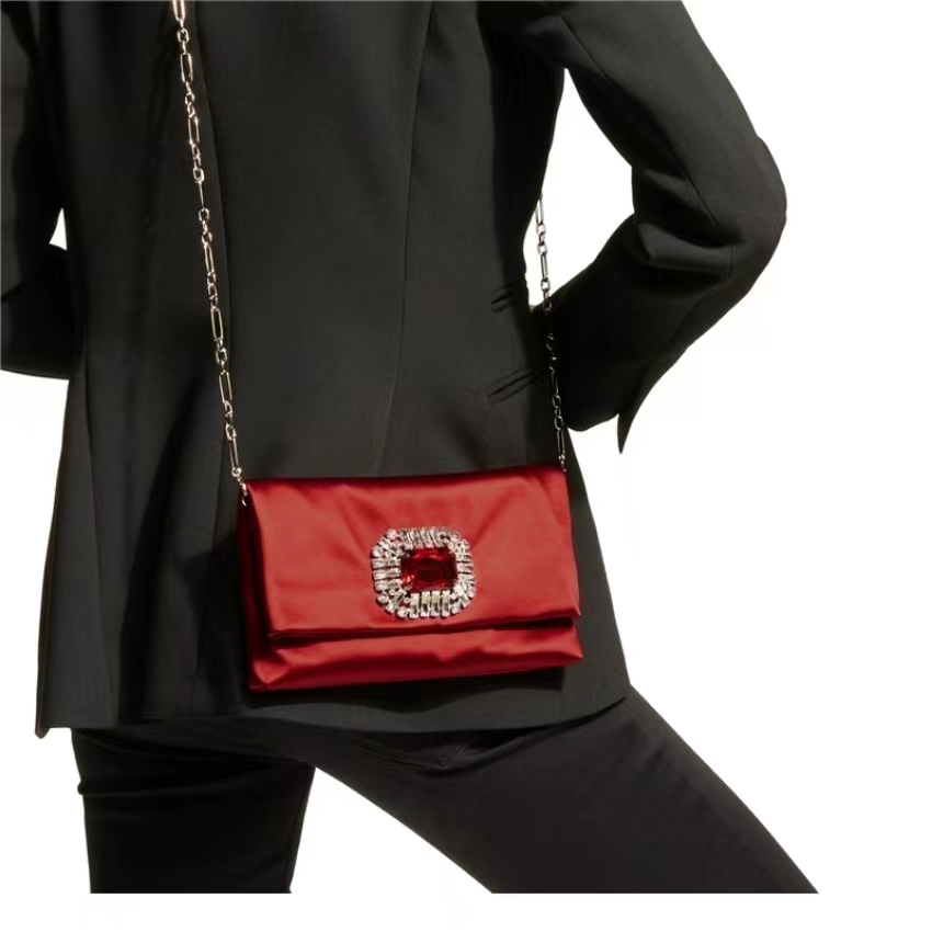 New crystal diamond clasp Silk women bags chain One shoulder elegant dinner bags Envelope clutch evening bag designer, Customize
New crystal diamond clasp Silk women bags chain One shoulder elegant dinner bags Envelope clutch evening bag designer, Customize
