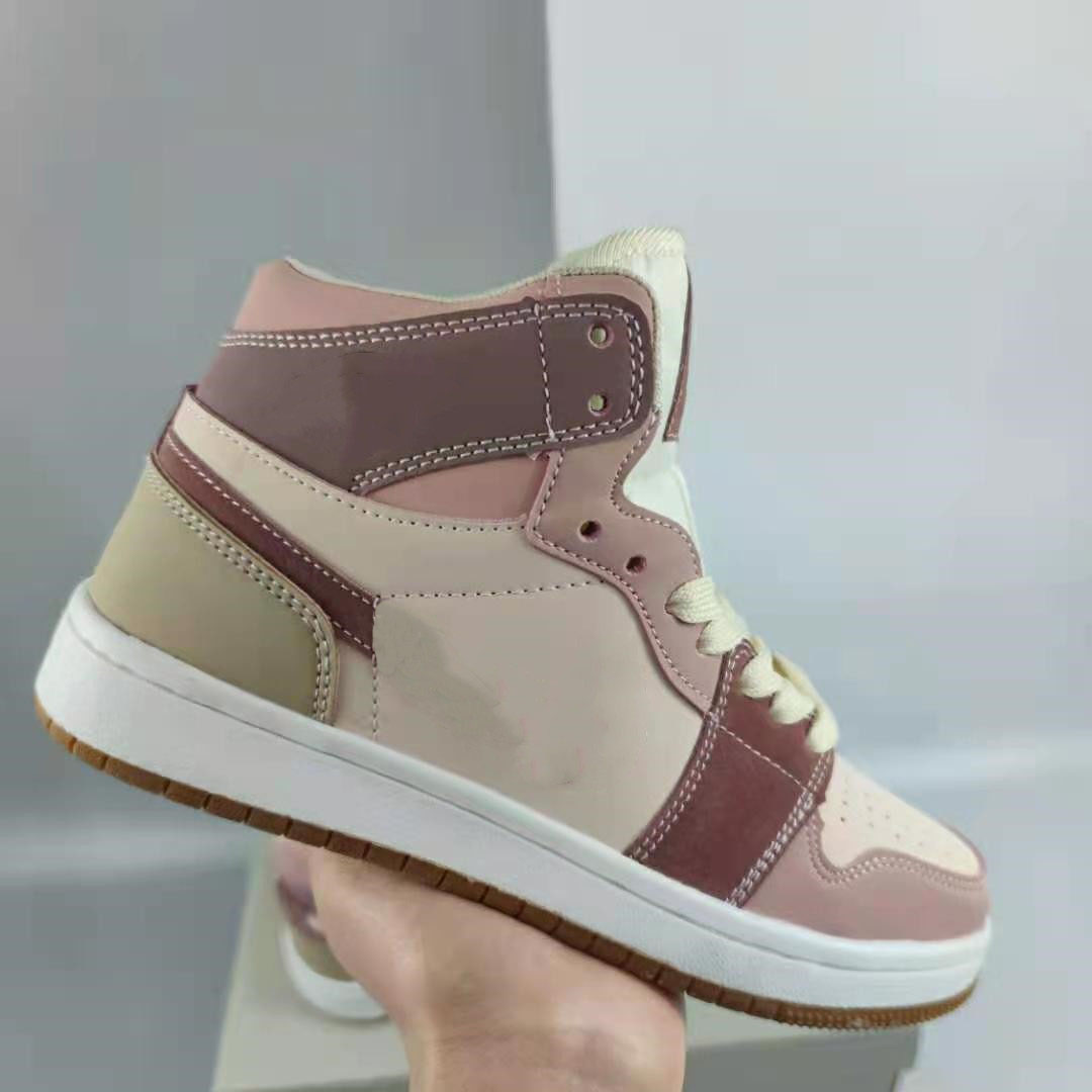 Designer Shoes 2022 Fashion Men Women 1s Sneakers Trainers Comfortable Wear-Resisting High Top Lace-Up Casual Outdoor Skateboard Shoe 36-44
Designer Shoes 2022 Fashion Men Women 1s Sneakers Trainers Comfortable Wear-Resisting High Top Lace-Up Casual Outdoor Skateboard Shoe 36-44