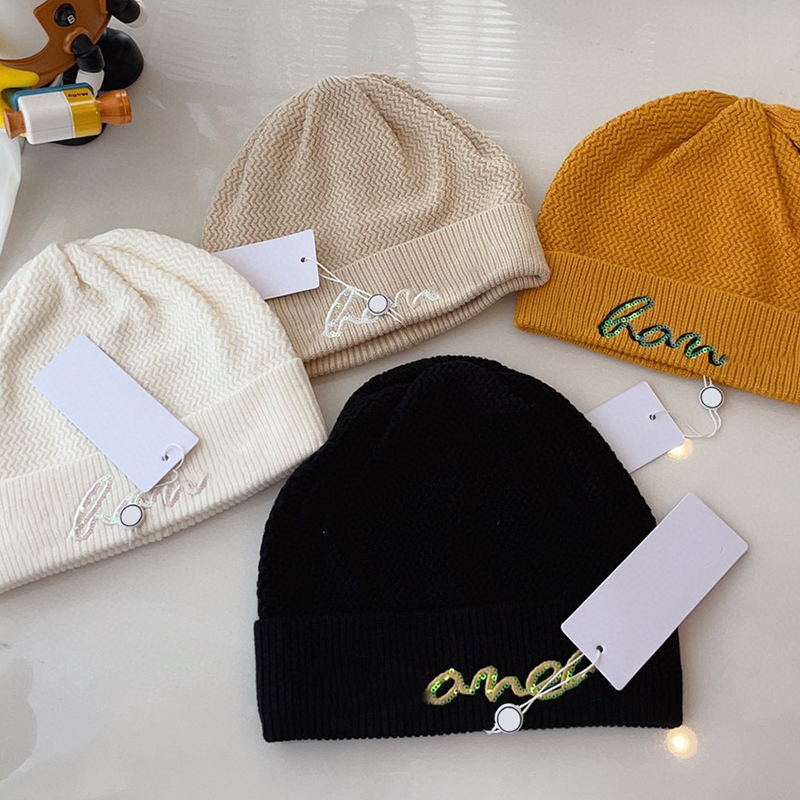 hats designer Knitted wool ski for men and women in autumn and winter White luxury cap cold hat letter outdoor casual warm baseball caps embroidery
hats designer Knitted wool ski for men and women in autumn and winter White luxury cap cold hat letter outdoor casual warm baseball caps embroidery