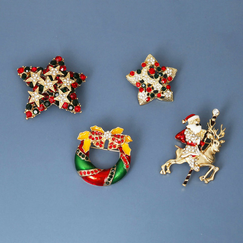 Christmas Gift Brooch Pin Bell Snowman Star Walking Stick Gloves Corsage Badges Unisex Alloy Diamond Santa Claus Elk Bag Hat Sweater Clothes Pins
Christmas Gift Brooch Pin Bell Snowman Star Walking Stick Gloves Corsage Badges Unisex Alloy Diamond Santa Claus Elk Bag Hat Sweater Clothes Pins