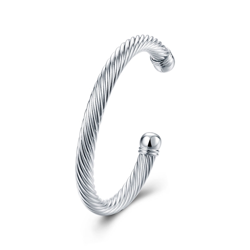 Fashion Designer Bangles Men Twisted Cable Wire Bracelet Antique Brand Vintage Bangles Christmas Gifts Womens Cuff Bracelet 220716
Fashion Designer Bangles Men Twisted Cable Wire Bracelet Antique Brand Vintage Bangles Christmas Gifts Womens Cuff Bracelet 220716