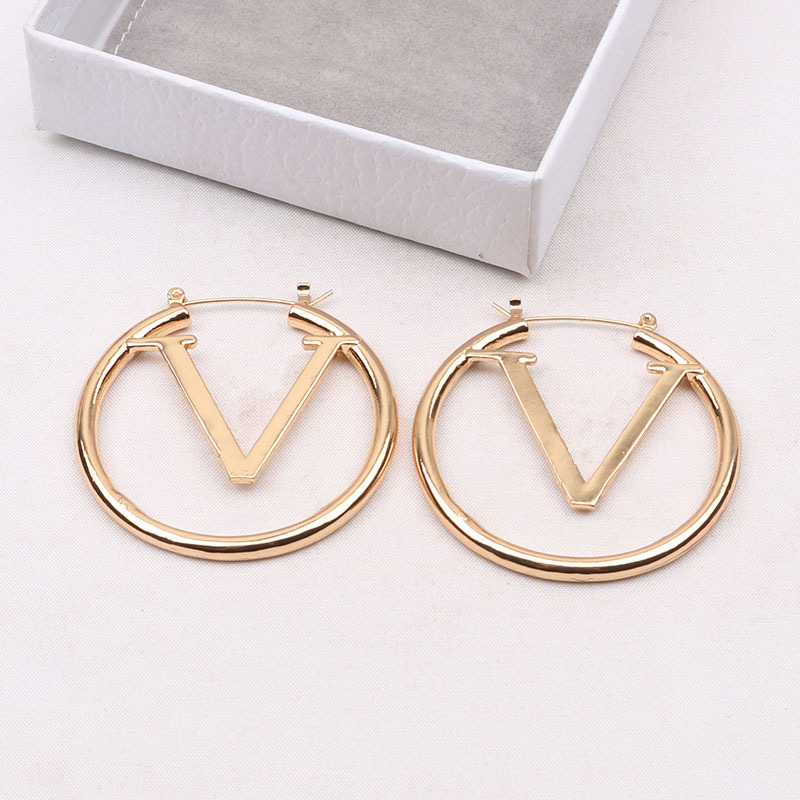 Designer Party Jewelry New Fashion Stud Womens Big 5CM Circle Simple Earrings Hoop Earrings for Woman Christmas Gift High Quality
Designer Party Jewelry New Fashion Stud Womens Big 5CM Circle Simple Earrings Hoop Earrings for Woman Christmas Gift High Quality