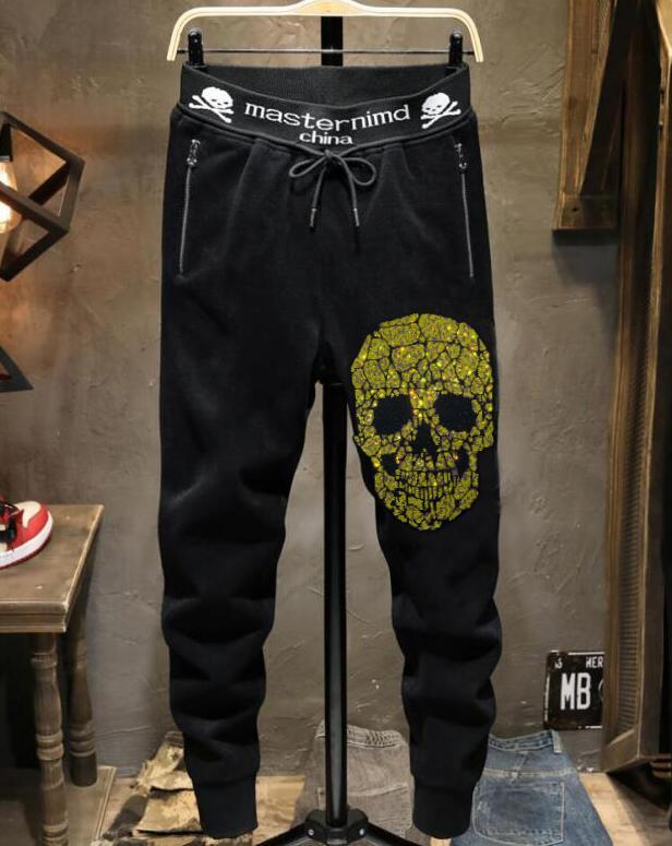 Men's Pants Mastermind Luxury Men Diamond Rhinestones Skull Bone Comfortable Cotton Parkour Sweat Casual Sweatpants A669Men's
Men's Pants Mastermind Luxury Men Diamond Rhinestones Skull Bone Comfortable Cotton Parkour Sweat Casual Sweatpants A669Men's